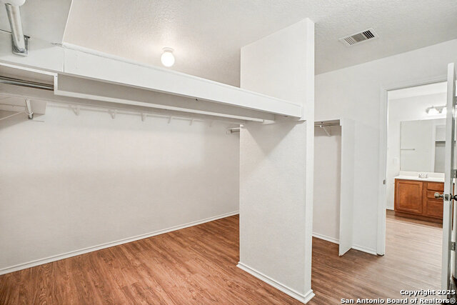 Image 12 of 27 For 14707 Boltmore