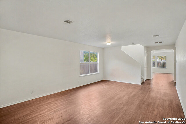 Image 20 of 27 For 14707 Boltmore