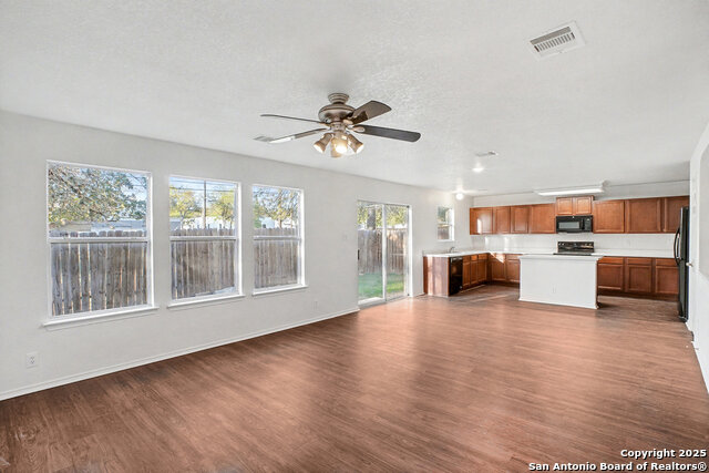 Image 24 of 27 For 14707 Boltmore