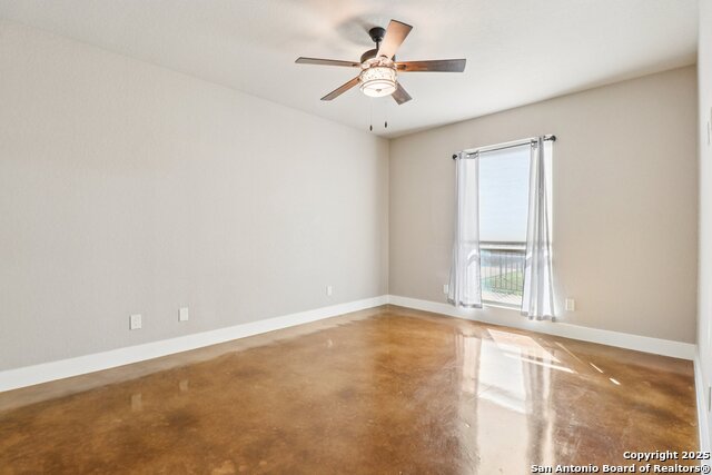 Image 12 of 40 For 1704 Gruene Vineyard