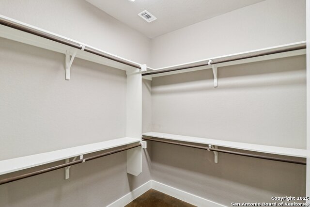 Image 18 of 40 For 1704 Gruene Vineyard