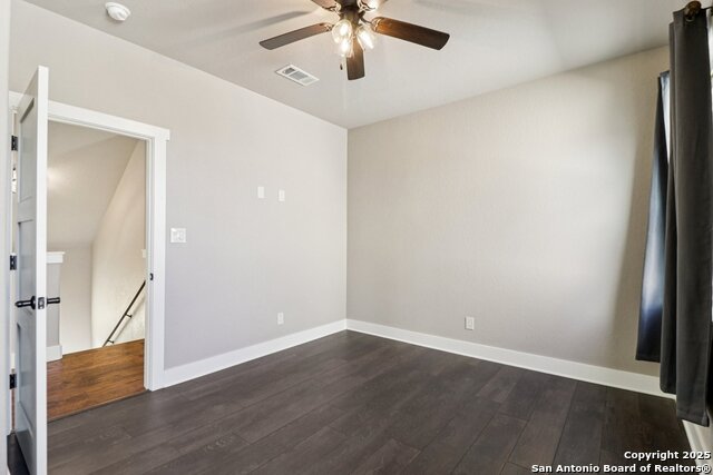 Image 26 of 40 For 1704 Gruene Vineyard