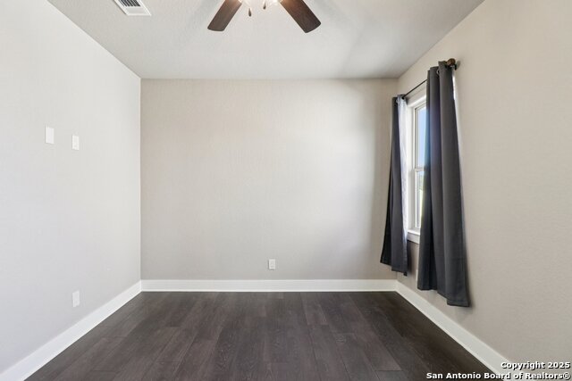 Image 29 of 40 For 1704 Gruene Vineyard