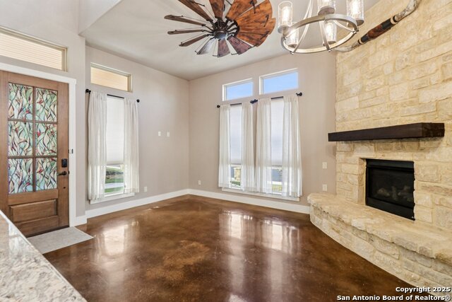 Image 5 of 40 For 1704 Gruene Vineyard