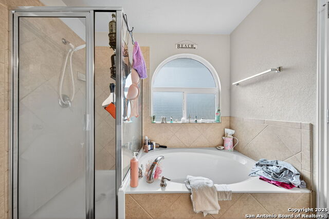 Listing photo id 21 for 757 Clearbrook Ave