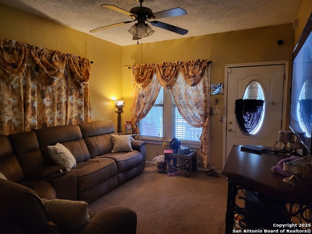 Image 17 of 42 For 3023 Travis W