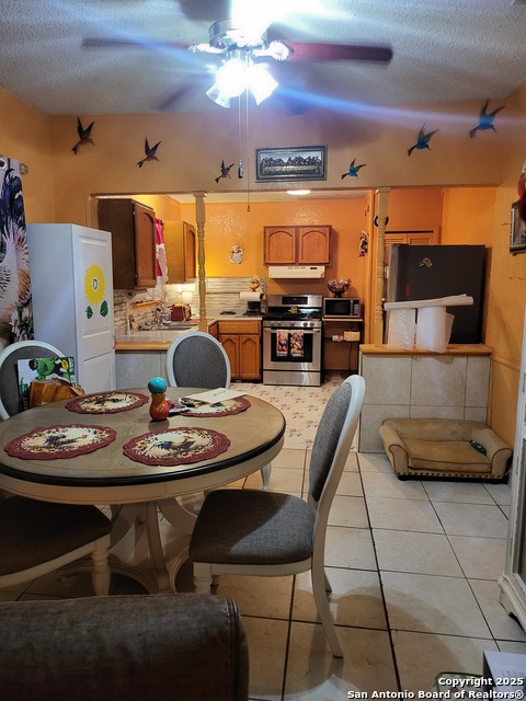 Image 29 of 42 For 3023 Travis W