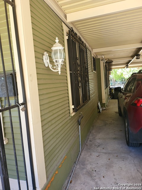 Image 8 of 42 For 3023 Travis W