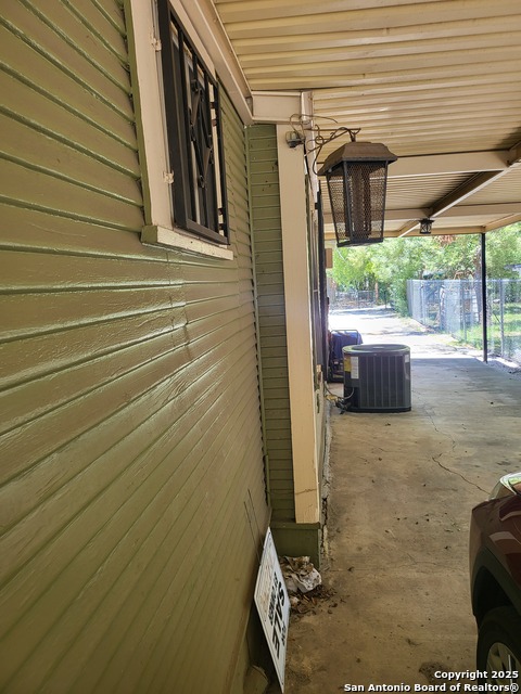 Image 9 of 42 For 3023 Travis W