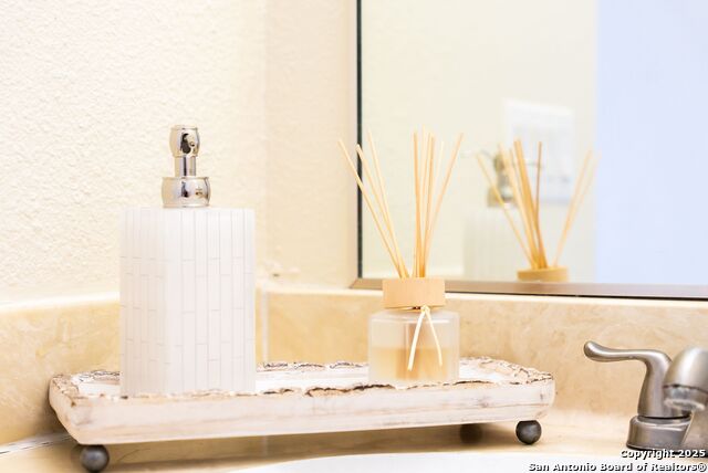 Image 103 of 162 For 8410 Oak Fence