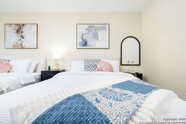 Image 18 of 162 For 8410 Oak Fence