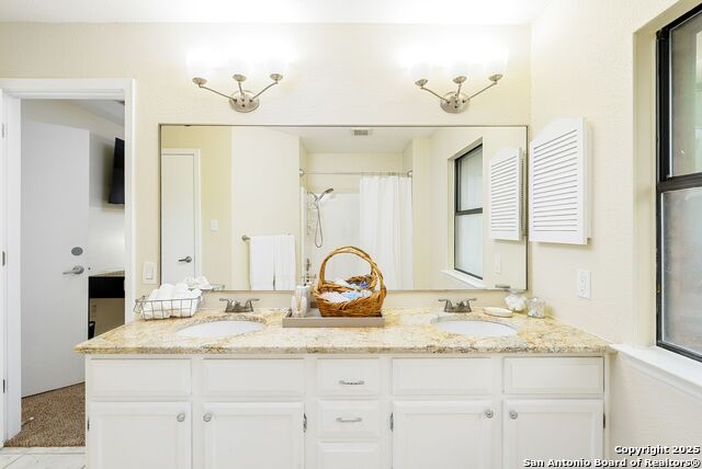 Image 20 of 162 For 8410 Oak Fence