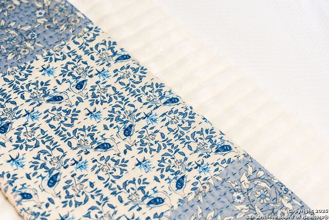 Image 38 of 162 For 8410 Oak Fence