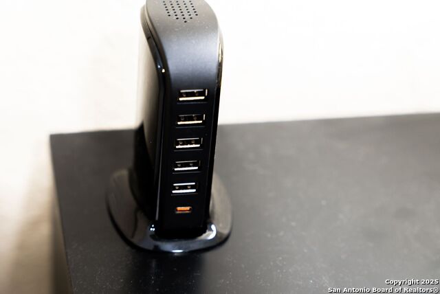 Image 40 of 162 For 8410 Oak Fence