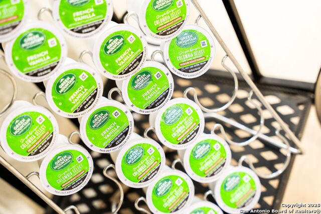 Image 54 of 162 For 8410 Oak Fence