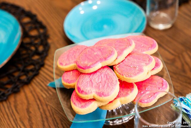 Image 58 of 162 For 8410 Oak Fence