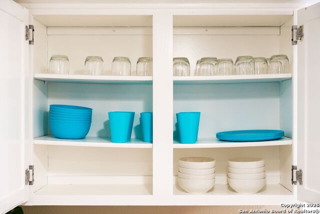 Image 63 of 162 For 8410 Oak Fence