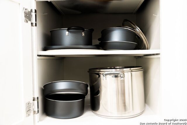 Image 71 of 162 For 8410 Oak Fence