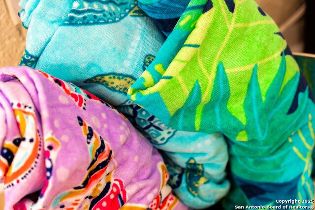 Image 77 of 162 For 8410 Oak Fence