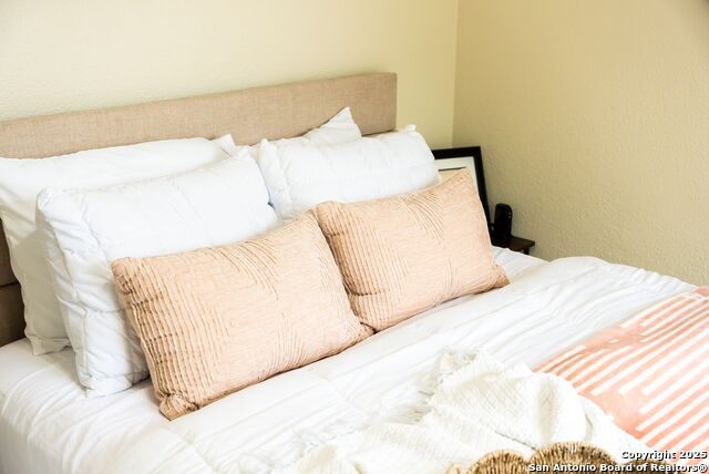 Image 86 of 162 For 8410 Oak Fence