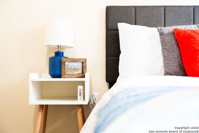 Image 93 of 162 For 8410 Oak Fence