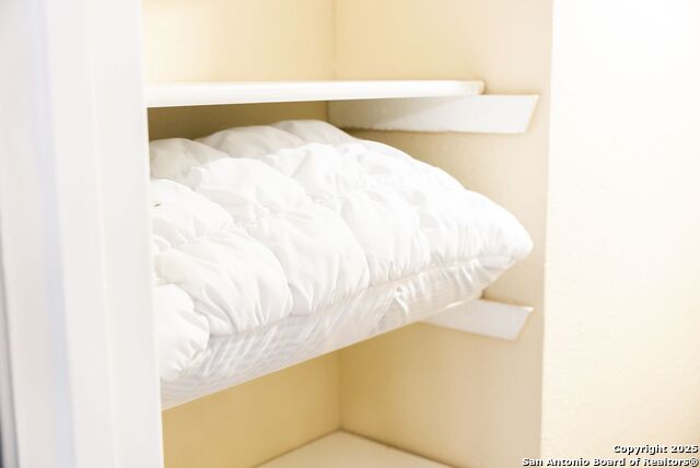 Image 97 of 162 For 8410 Oak Fence