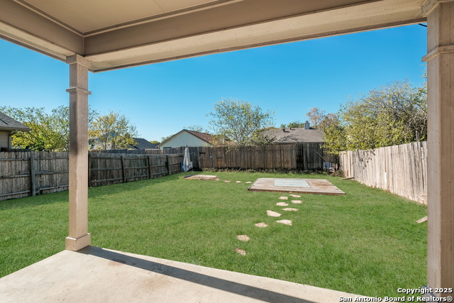 Image 7 of 19 For 2915 Candleside