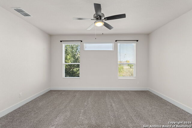 Image 19 of 31 For 8851 Oakland Rd #24