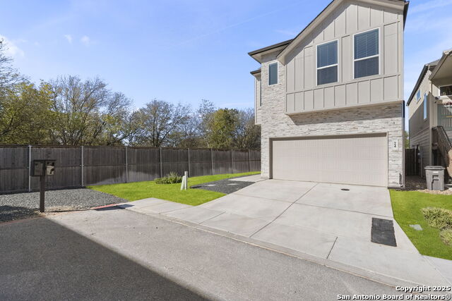 Image 2 of 31 For 8851 Oakland Rd #24