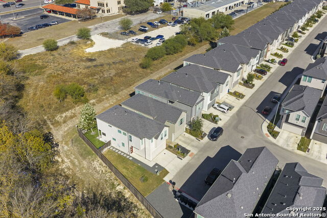 Image 30 of 31 For 8851 Oakland Rd #24