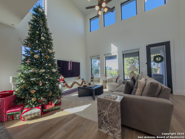 Image 10 of 27 For 416 Kimble Creek