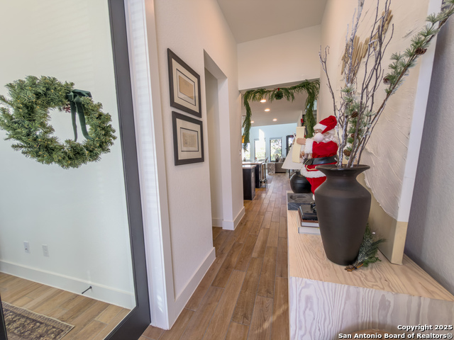 Image 4 of 27 For 416 Kimble Creek