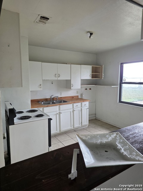 Image 8 of 31 For 211 Dowman