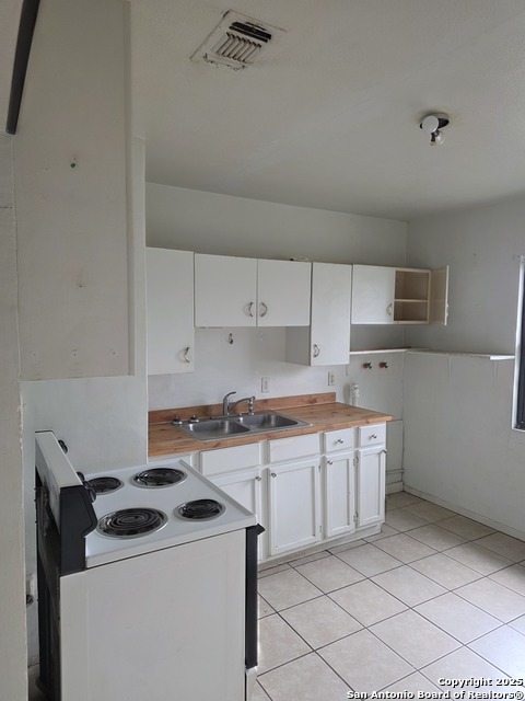 Image 9 of 31 For 211 Dowman