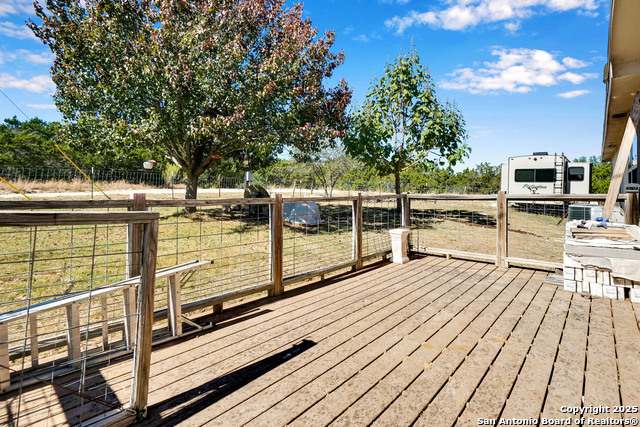 Listing photo id 25 for 125 Valencia