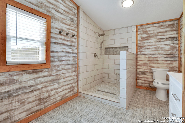 Listing photo id 32 for 125 Valencia