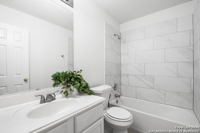 Image 27 of 32 For 132 Hidden Cave