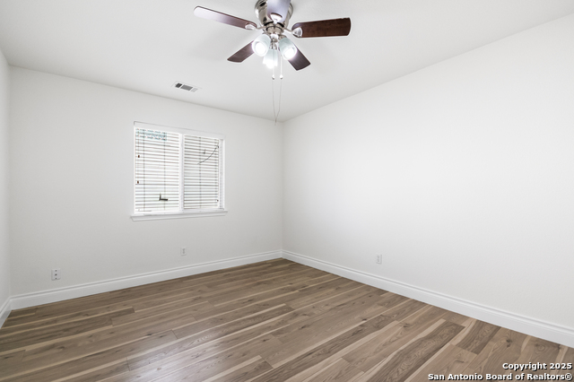 Image 28 of 32 For 132 Hidden Cave