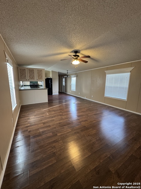 Image 6 of 12 For 110 Deer Park Unit B