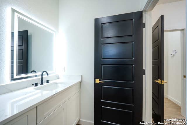 Image 16 of 25 For 20035 Morrison St