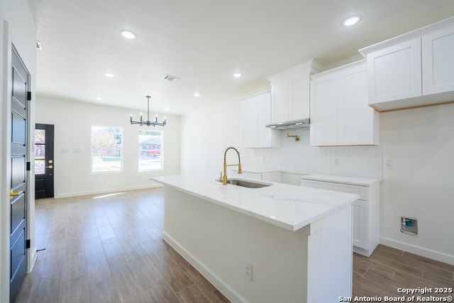 Image 8 of 25 For 20035 Morrison St