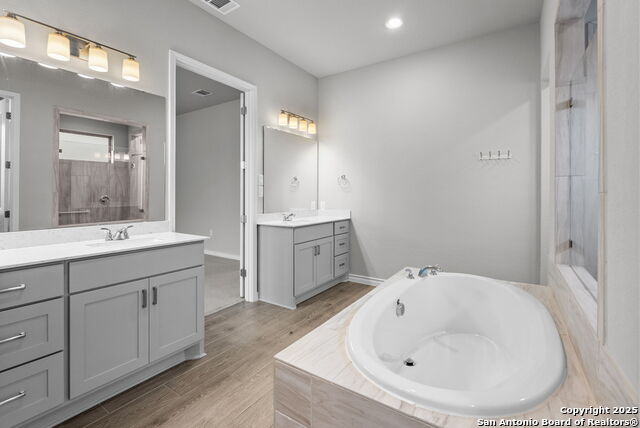 Image 38 of 43 For 3129 Coral Way