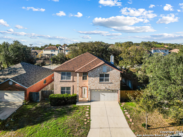 Listing photo id 0 for 15850 Marisa