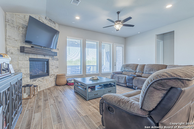 Image 11 of 31 For 14109 May Mist