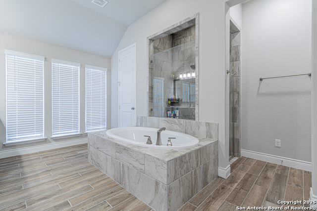 Image 21 of 31 For 14109 May Mist