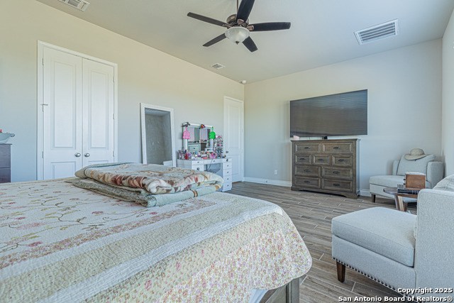 Image 23 of 31 For 14109 May Mist