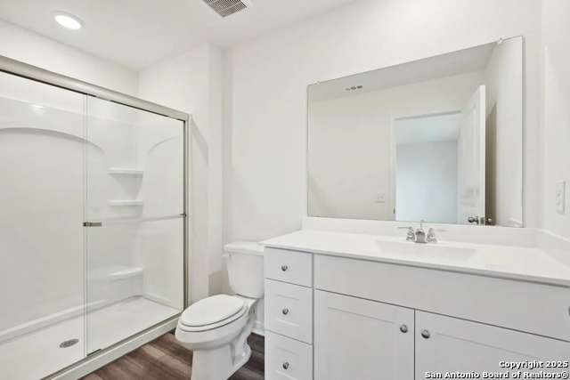 Image 11 of 13 For 5203 Thistle Place