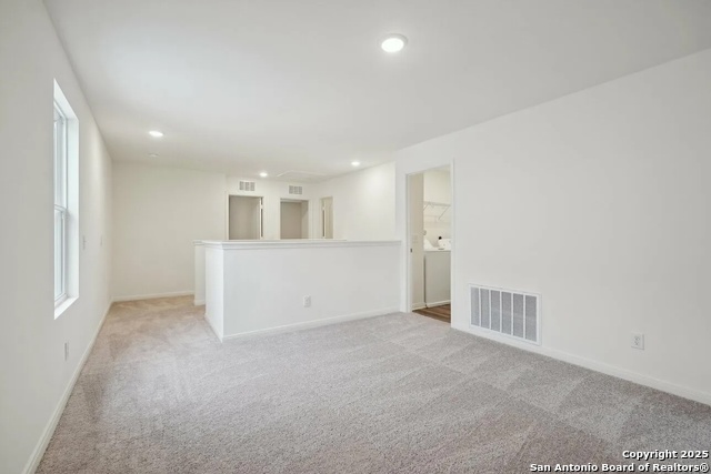 Image 8 of 13 For 5203 Thistle Place