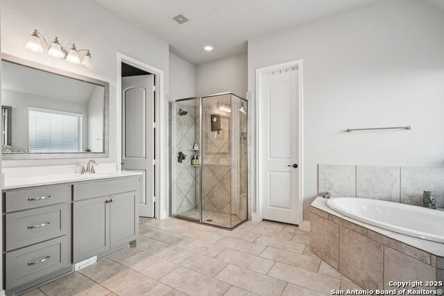 Image 26 of 49 For 1706 Crystal Bridges