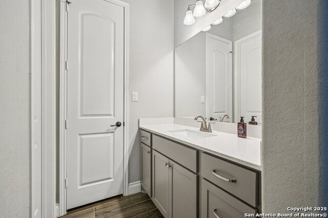 Image 30 of 49 For 1706 Crystal Bridges